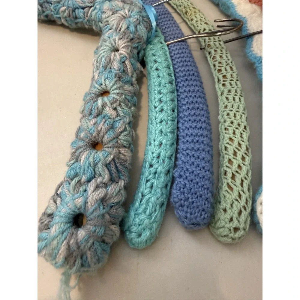 Vintage Lot of 7 Vintage Retro Crochet Yarn Metal‎ Coat Hangers